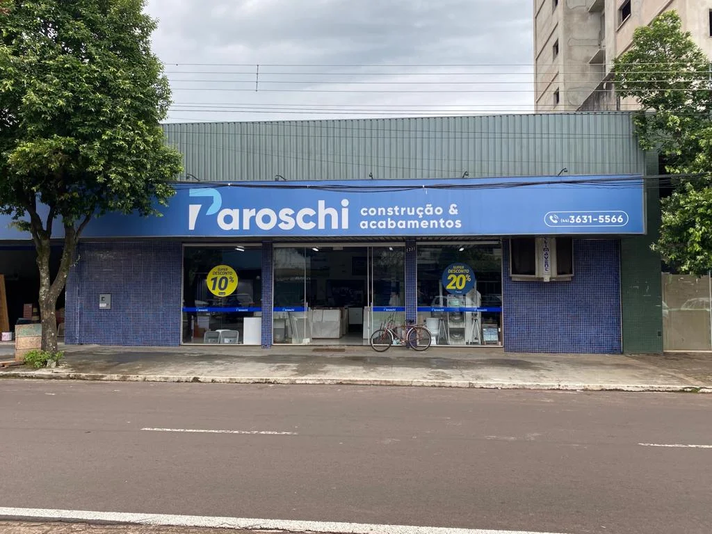 Fachada da Paroschi Materiais de Construção em Cianorte